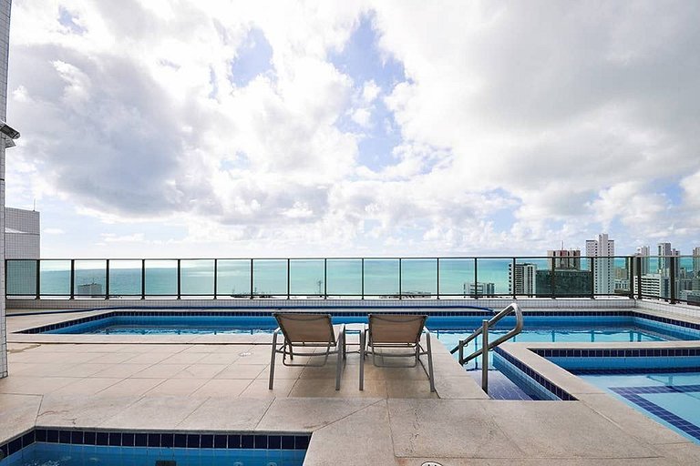 Flat de Luxo em Boa Viagem – Vista Deslumbrante para o Mar |