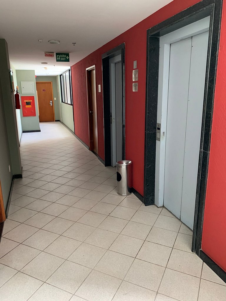 Excelente Flat -2 quartos no condomínio Metropolis