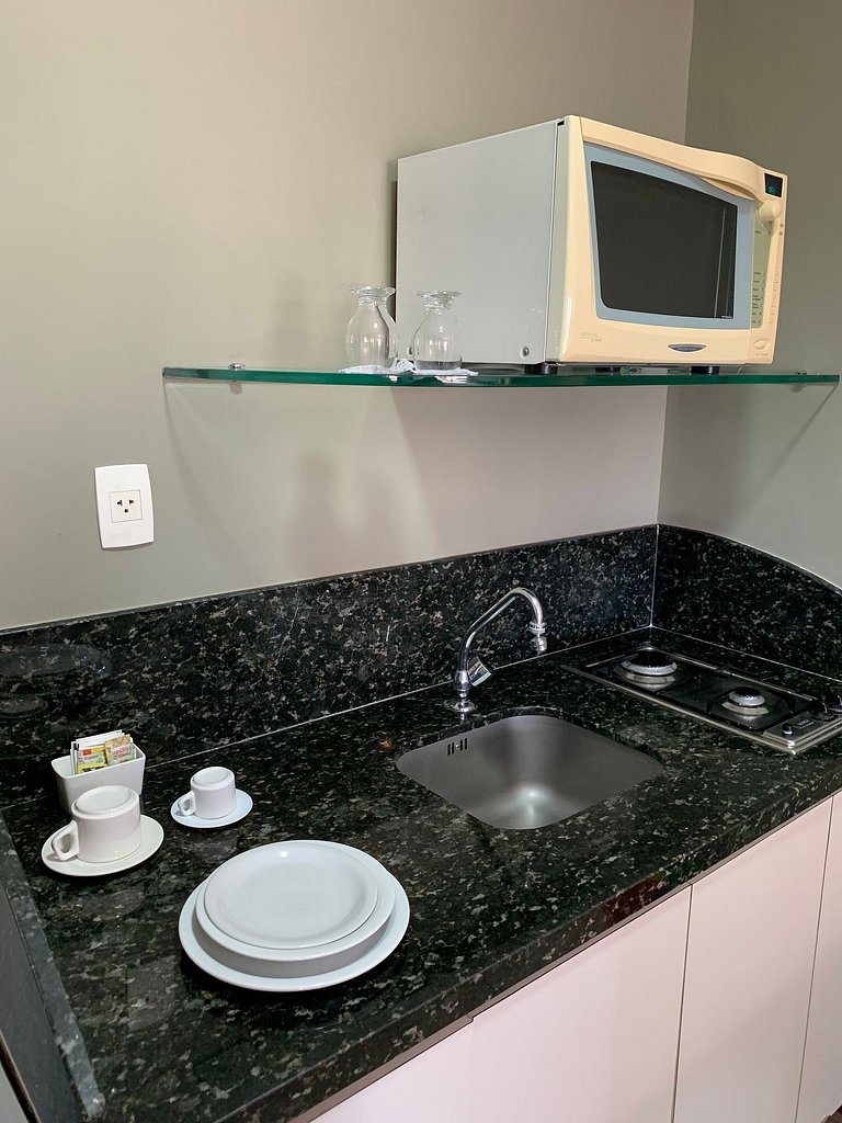 Excelente Flat no condomínio Metropolis - Ilha do Leite