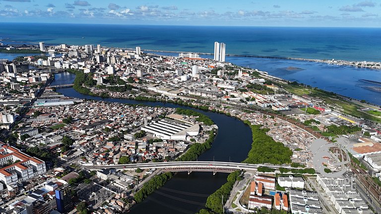 Excelente Flat no condomínio Metropolis - Ilha do Leite