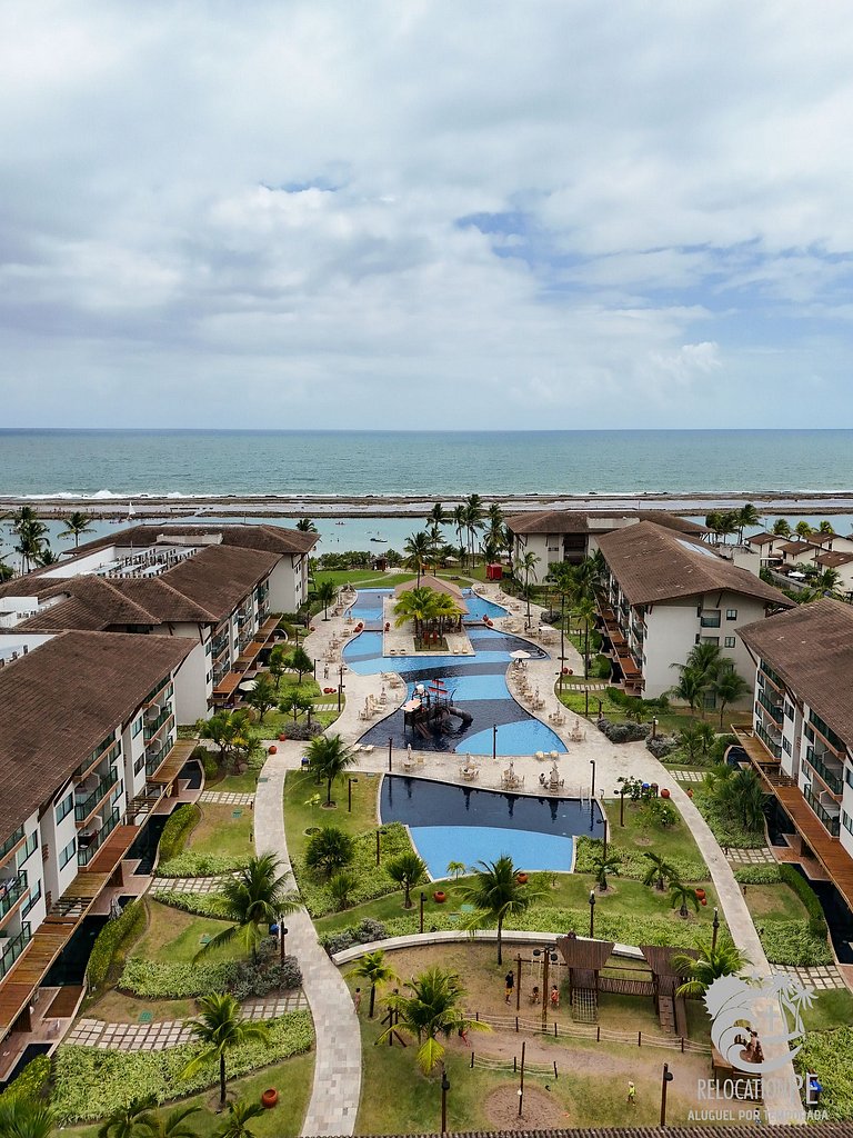 Flat em condomínio Pé na areia na melhor região de Muro Alto