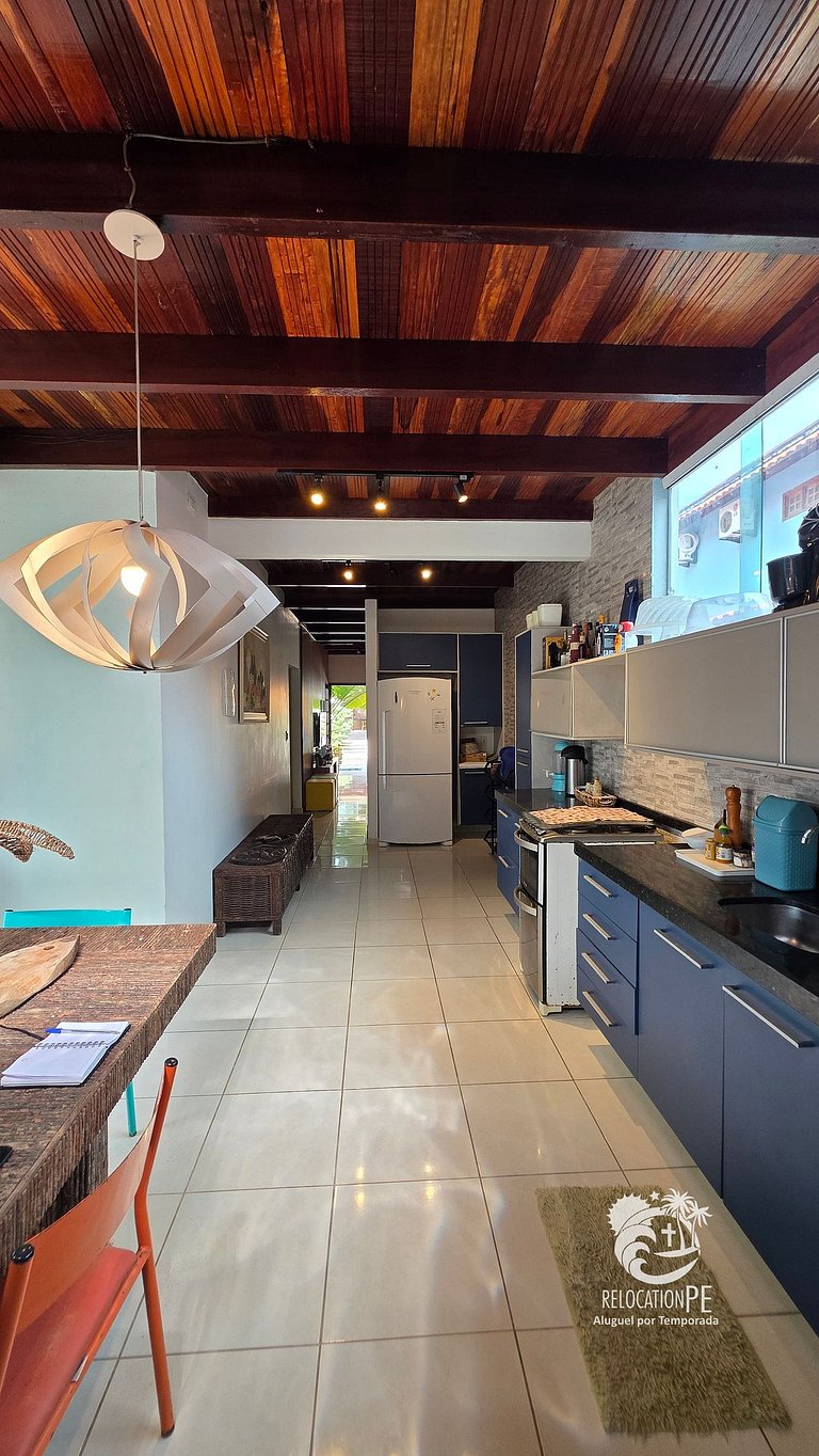 Village 3 | Casa com 4Q Hidromassagem em Carneiros