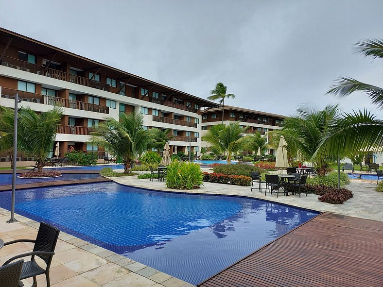 Flat 108 - Royal - Cupe Beach Living Resort 3 qts com Varand